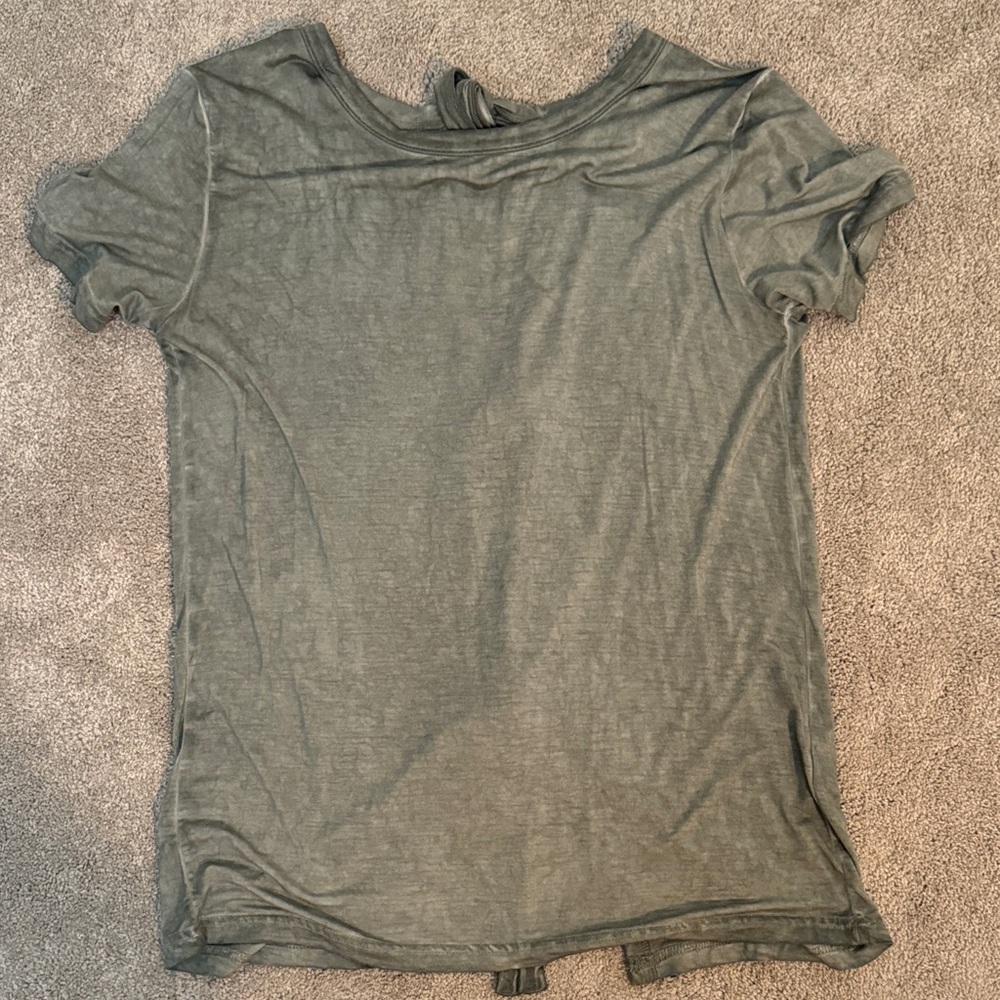 Women's Short Sleeve Tee with Ties on Back